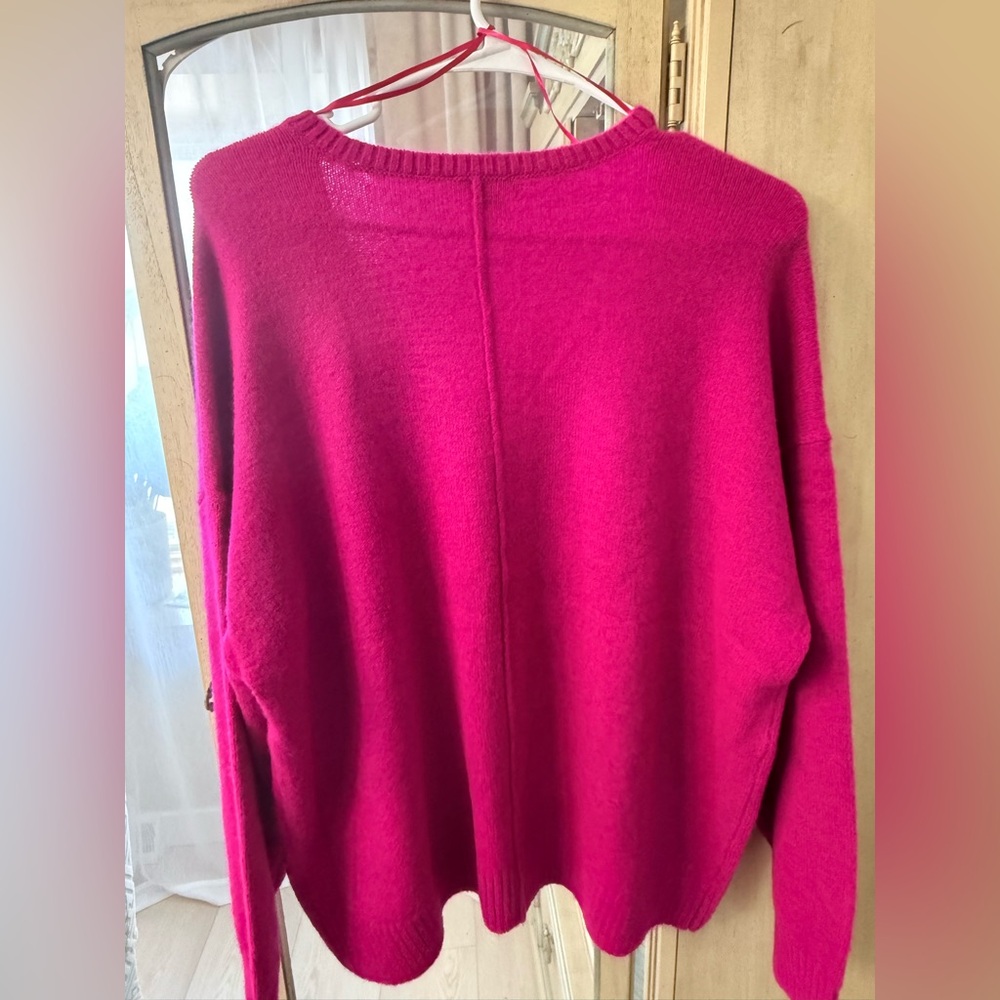 Vince Camuto Fuchsia V-Neck Sweater - Picture 5 of 5